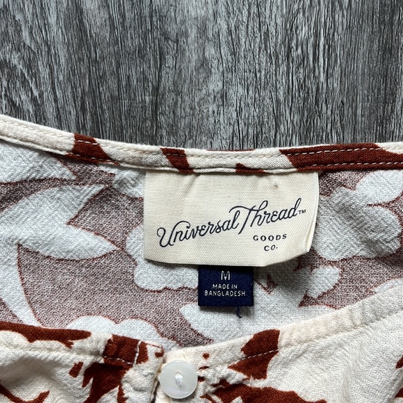 Universal Threadz - Picture 2 of 5